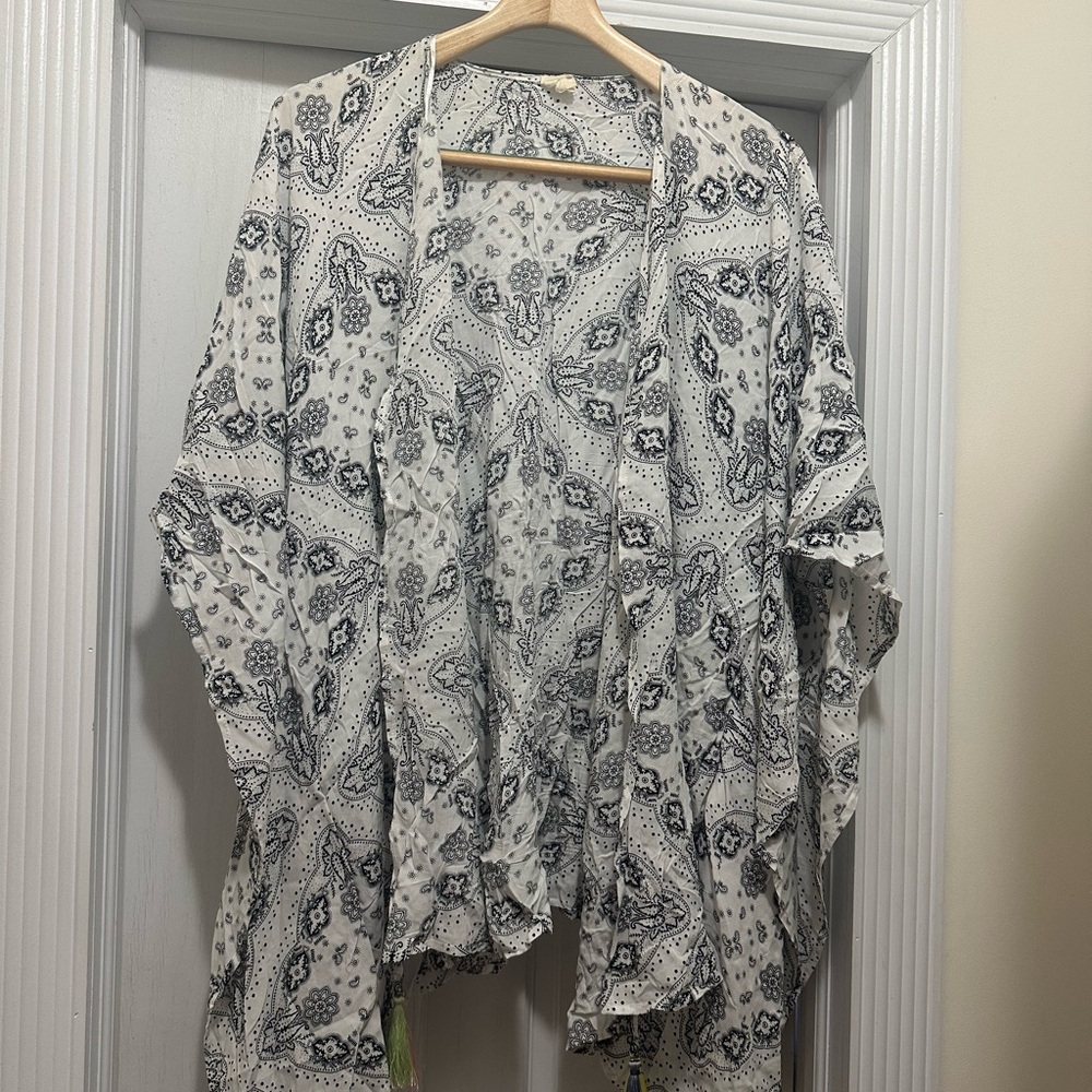 Surf gypsy Paisley Print Kimono / cover up